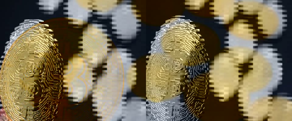 4KFLKZ0_AFP__20241205__cfoto_bitcoint241205_np9wJ__v1__HighRes__BitcoinTops100000_jpg.jpeg