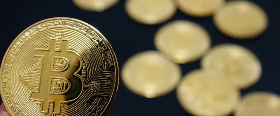 Sharesies trading in Bitcoin banner